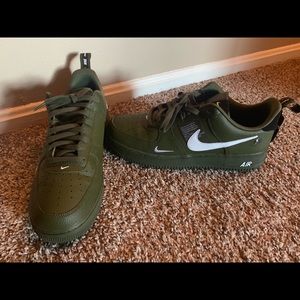 Air Force 1s size 12